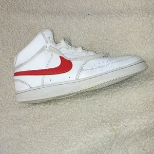 GUC NIKE Court Vision Mid Sneakers